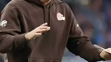 Brown Hoodie worn by Kevin Stefanski in Cleveland Browns 2025