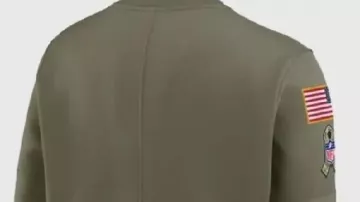 Camisa de manga larga usada por Ahman Green en Green Bay Packers 2025 Saludo al servicio