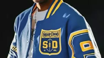 Chaqueta bomber azul de edición limitada de la AFL usada por Snoop Dogg - Recreation