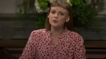 Hobbs London Lillian Floral Print Ruffled Blouse worn by Ashley Padilla as seen in Saturday Night Live (S51E06)