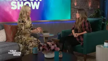 Ann Taylor Plaid Relaxed Double Breasted Blazer worn by Kelly Clarkson as seen in The Kelly Clarkson Show on November 12, 2025