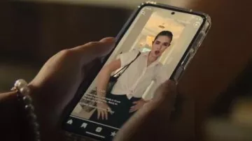 Gucci GG Emblem Large Tote Bag worn by Allegra Lonsdale (Amelia May) as seen in Wild Cherry (S01E01)