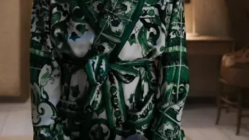 Robe de Noël 2025 de Nick Jonas dans A VERY JONAS CHRISTMAS ????MOVIE SUR LE TAPIS ROUGE EN PREMIÈRE