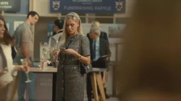 Chanel Small Sac à main classique porté par Penny (Pippa Nixon) tel que vu dans Wild Cherry (S01E01)