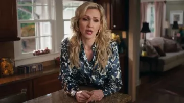 Brooks Brothers Relaxed Utility Blouse in Washable Silk worn by Courteney Potter (Jenn Lyon) as seen in Stumble (S01E01)