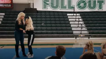 Chaussures en toile haute Mejormen à talons hauts portées par Tammy Istiny (Kristin Chenoweth) telles que vues dans Stumble (S01E01)