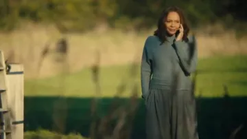 Only Sweater Onladaline worn by Lorna (Carmen Ejogo) as seen in Wild Cherry (S01E03)