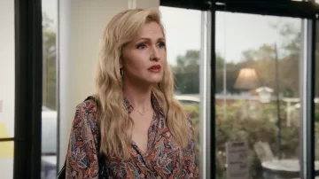 Veronica beard Amelia Silk Shirt worn by Courteney Potter (Jenn Lyon) as seen in Stumble (S01E01)