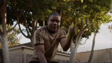 Adidas Adicolor Classics 3 Stripes Tee worn by Harry Grant (Elijah M. Cooper) as seen in 9-1-1 (S09E06)