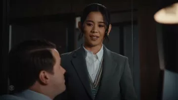 Gilet pull en laine mélangée Veronica Beard Serwa porté par Sarah Franklin (Leah Lewis) tel que vu dans Matlock (S02E06)