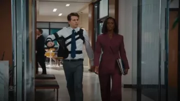 Pantalones de pierna recta mango usados por Olympia Lawrence (Skye P. Marshall) como se ve en Matlock (S02E06)