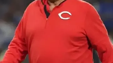 Red Sweatshirt worn by Terry Francona in Cincinnati Reds 2025