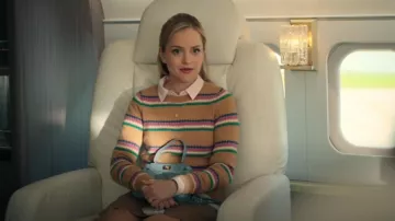 Forever 21 Quilted Bag worn by Ainsley (Stephanie Styles) as seen in Loot (S03E07)