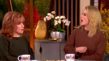 Cinq a Sept Marla Cashmere Pullover worn by Sara Haines as seen in The View on November 18, 2025