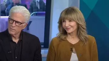 Akris Winter Suede Jacket worn by Mary Steenburgen as seen in Today on November 18, 2025