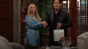 Vestido camisa mini de L'Agence Demie llevado por Christine Blair Williams (Lauralee Bell) como se ve en The Young and the Restless el 13 de noviembre de 2025