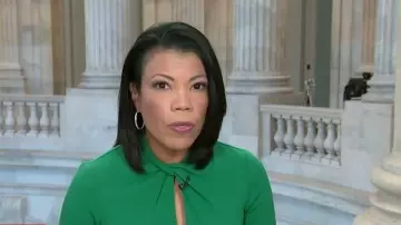 Vestido de Donna Morgan con escote trenzado y manga 3/4 llevado por Nikole Killion, visto en CBS Mornings el 13 de noviembre de 2025