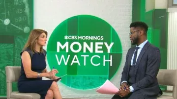 Ralph Lauren Black Label Cashmere Midi Dress worn by Jill Schlesinger as seen in CBS Mornings on November 18, 2025