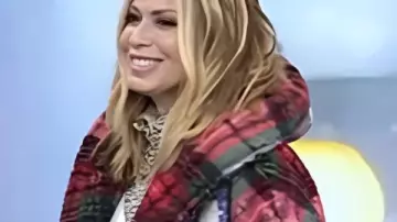 Chaqueta Sherpa de cuadros de Jill Martin en Today Show 2025 llevada por (Jill Martin) en Today (S67)