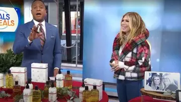 Jill Martin Classic Cropped Sherpa Lounger Jacket worn by Jill Martin as seen in Today on November 19, 2025