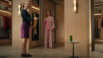 Mocasines Moc Toe de mujer de Donald Pliner usados por Ainsley (Stephanie Styles) como se ve en Loot (S03E07)