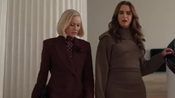 Veste Tove Yana portée par Liberty Ronson (Naomi Watts) telle que vue dans All’s Fair (S01E05)