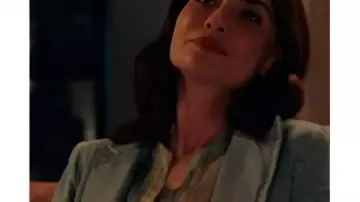 Pluribus 2025 Karolina Wydra Denim Blazer worn by Zosia (Karolina Wydra) in Pluribus