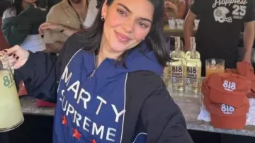 Kendall Jenner Marty Supreme Jacket (Kendall Jenner) dans Marty Supreme
