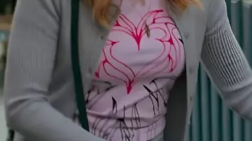 Print Graphic Tee worn by Corporal Edwina Yen (Mya Lowe) in Murder in a Small Town