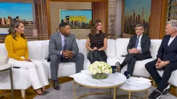 Pull à col roulé en alpaga Sergio Hudson porté par Ginger Zee, tel que vu dans Good Morning America le 21 novembre 2025