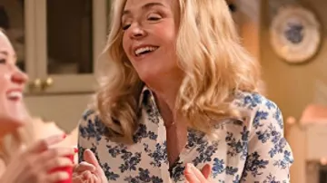 Premier mariage de Rachel Bay Jones S02 S02 Premier mariage porté par Audrey McAllister (Rachel Bay Jones) dans le premier mariage de Georgie & Mandy (S02)