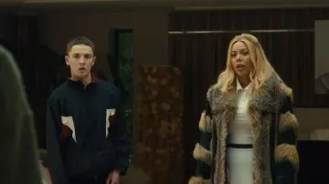 Polo Fila Luttach porté par Gigi (Nicôle Lecky) tel que vu dans Wild Cherry (S01E06)