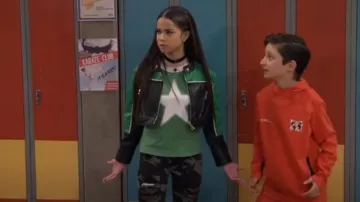 Letluv Star Short-Sleeve Ringer Crew-neck Tee In Green worn by Billie (Janice LeAnn Brown) as seen in Wizards Beyond Waverly Place (S02E06)