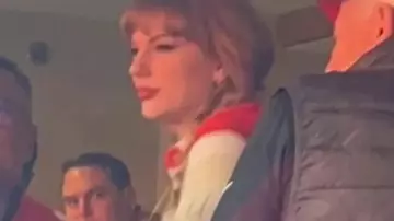 Taylor Swift Kansas City Chiefs Vs Indianapolis Colts Sweatshirt of Taylor Swift in NFL Super Bowls