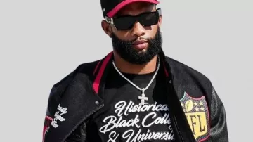 KhaDarel camiseta negra HBCU en el WR de los Atlanta Falcons, Khadarel Hodge, en su touchdown ganador en la ???????????? prórroga