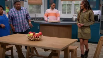 El Jadon de Dr. Martens Women's DM26646001 llevado por Jazmine Payne (China Anne McClain) tal y como se ve en House of Payne (S14E10)