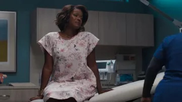 NY Threads Hospital Gown Soft and Stylish Patient Gown worn by Vivian Banks (Cassandra Freeman) as seen in Bel-Air (S04E01)