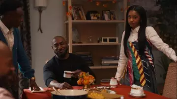 Akira Strictly Business Tie Detail Corset Top worn by Ashley Banks (Akira Akbar) as seen in Bel-Air (S04E03)