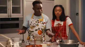 Sur La Table Citrus Apron worn by Carlton Banks (Olly Sholotan) as seen in Bel-Air (S04E03)