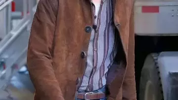 Veste marron portée par Bob Dylan (Timothée Chalamet) dans A Complete Unknown