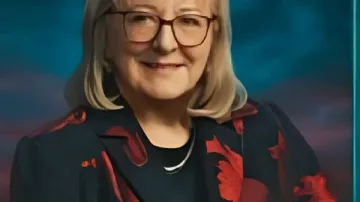 The Traitors US S4 Donna Kelce Black/Red Floral Jacket as seen in The Traitors (S04E01)