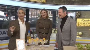 Veronica Beard Veronica Beard Nate Plaid Turtleneck Top worn by Jenna Bush Hager in Today with Jenna & Friends on November 25, 2025