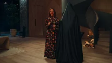 La DoubleJ Visconti Silk Gown worn by Molly Novak (Maya Rudolph) as seen in Loot (S03E08)