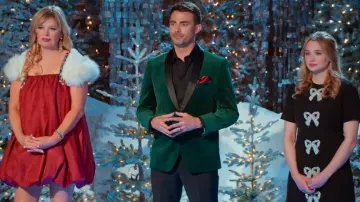 Savile Row Co Emerald Shawl Collar One Button Velvet Suit Separate Sport Coat worn by Jonathan Bennett as seen in Finding Mr. Christmas (S02E05)