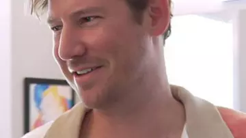 Chemise Southern Charm S11 Austen Kroll Colorblock portée par (Austen Kroll) en Southern Charm (S10)