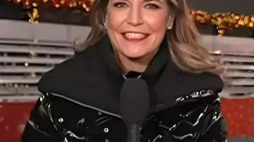 Savannah Guthrie The Today Show 2025 Black Quilted Jacket worn by (Savannah Guthrie) in Today