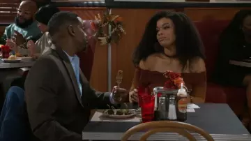 Fashion Nova Summer Sunsets Off Shoulder Crochet Top worn by Eva Thomas (Ambyr Michelle) as seen in Beyond the Gates (S01E179)