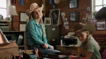 Cinch Women's Teal Arenaflex Shirt worn by Amy Fleming (Amber Marshall) as seen in Heartland (S19E09)
