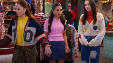 Gap Plaid Mini Skirt worn by Posey (Lumi Pollack) as seen in Electric Bloom (S01E12)