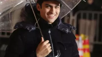 Chaqueta Matteo Bocelli del Desfile del Día de Acción de Gracias de Macy's 2025 vista en el Desfile del Día de Acción de Gracias de Macy's